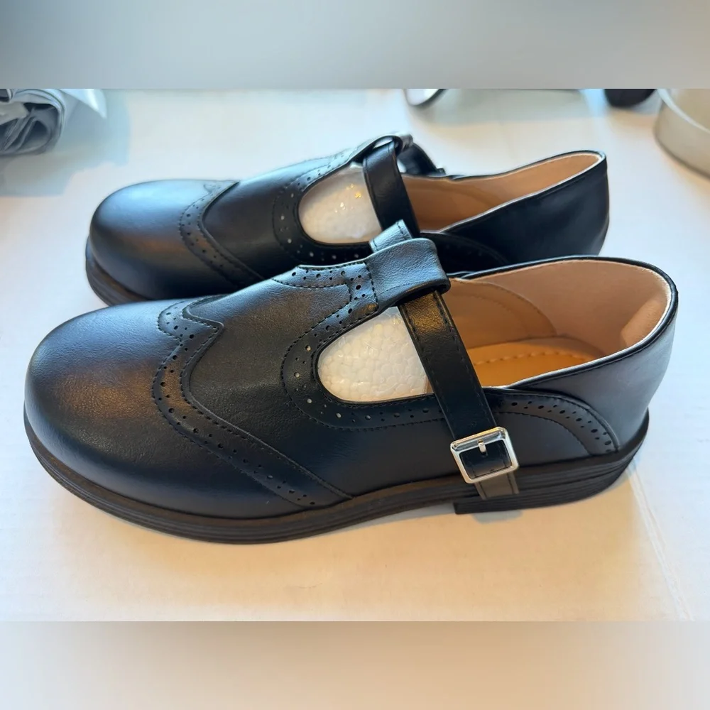 Classic Black and Brown Women's Mary Jane Brogue Loafers size 8 - Picture 5 of 10